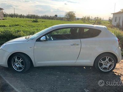 Bianco Usata 2009 Alfa Romeo MiTo Distinctive Utilitaria | 3900 € (Buon prezzo)