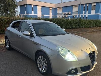 Usata Alfa Romeo Giulietta 105 CV (77 kW) 2017 Grigio Berlina