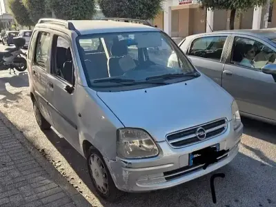 Usata Opel Agila 58 CV (42 kW) 2003 Monovolume