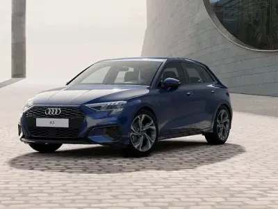 Usata Audi A3 Advanced 110 CV (80 kW) 2023 Blu navarra metallizzato Berlina