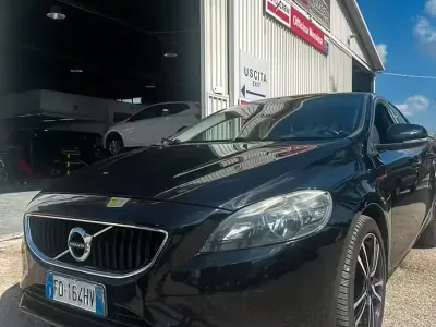 Usata Volvo V40