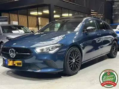 Usata Mercedes CLA180 Shooting Brake 116 CV (85 kW) 2022 Blu Station wagon