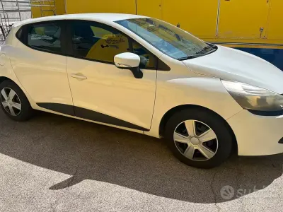 Usata Renault Clio 75 CV (55 kW) 2014 Utilitaria