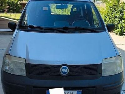 Usata Fiat Panda 4x4 69 CV (50 kW) 2007 Grigio Utilitaria