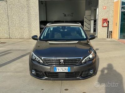 Grigio Usata 2019 Peugeot 308 Active Station wagon | 9900 € (Buon prezzo)