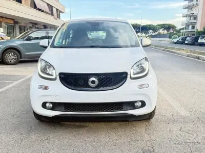 Usata Smart ForFour Passion 71 CV (52 kW) 2019 Bianco Utilitaria