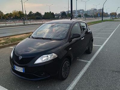 Usata Lancia Ypsilon 2019 Nero Utilitaria