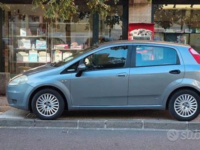 Usata Fiat Punto 65 CV (47 kW) 2007 Utilitaria