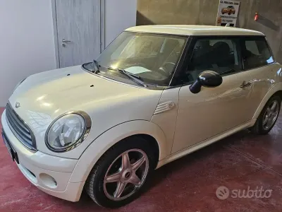 Begagnad Mini ONE