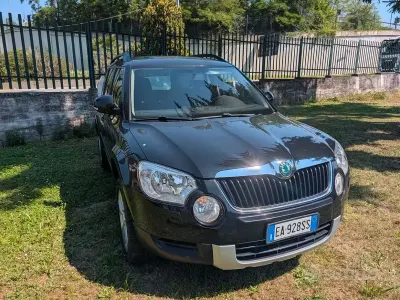 Usata Skoda Yeti Adventure 105 CV (77 kW) 2010 Nero SUV
