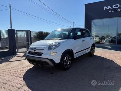 Begagnad Fiat 500L Cross 95 HK (69 kW) 2019 Vit Minibuss
