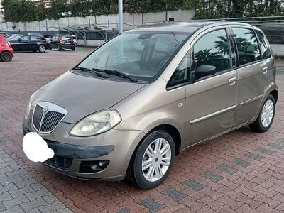 Usata Lancia Musa 69 CV (50 kW) 2006 Grigio Monovolume