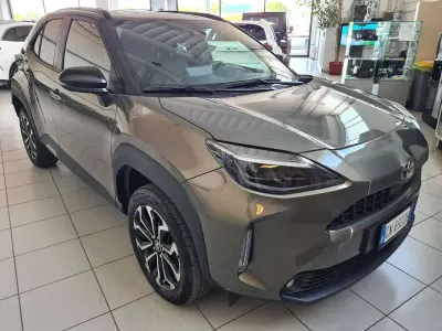 Usata Toyota Yaris Cross Trend 116 CV (85 kW) 2023 Bronzo SUV