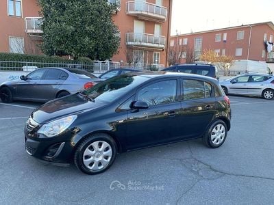 Usata Opel Corsa Edition 86 CV (63 kW) 2012 Nero Utilitaria