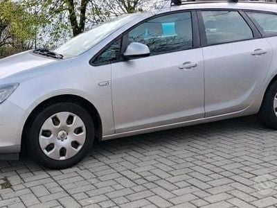 Usata Opel Astra S 110 CV (80 kW) 2011 Grigio Station wagon
