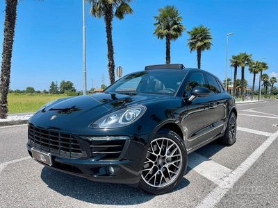 Porsche Macan S