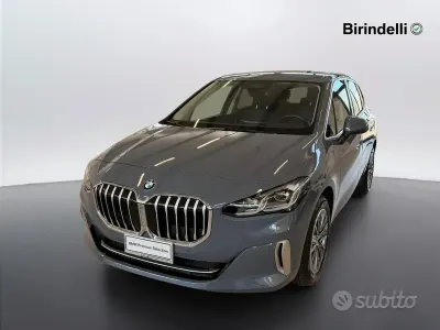 Usata BMW 218 Active Tourer Comfort Edition 136 CV (100 kW) 2023 Storm bay metallic Monovolume