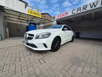 Usata Mercedes A160 170 CV (125 kW) 2017 Bianco Berlina