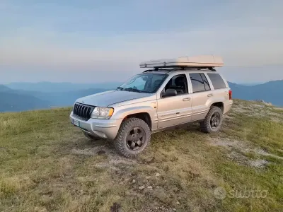 Usata Jeep Grand Cherokee 163 CV (119 kW) 2004 Grigio SUV
