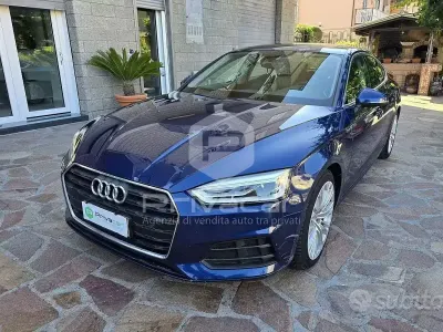 Usata Audi A5 Business 190 CV (139 kW) 2017 Blu Coupé