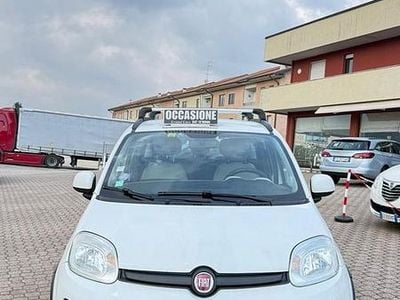 Usata Fiat Panda 4x4 85 CV (62 kW) 2015 Bianco Utilitaria