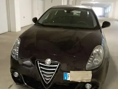 Usata Alfa Romeo Giulietta Distinctive 105 CV (77 kW) 2015 Utilitaria