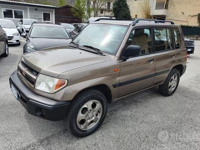 Usata Mitsubishi Pajero 129 CV (94 kW) 2002 Marrone SUV