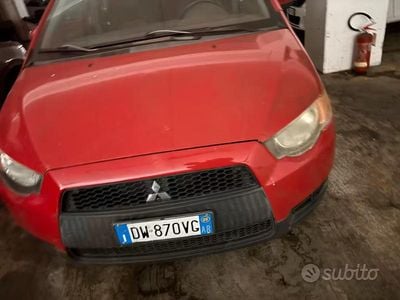 Usata Mitsubishi Colt 2009 Rosso Utilitaria