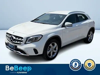 Usata Mercedes GLA200 156 CV (114 kW) 2019 Bianco SUV