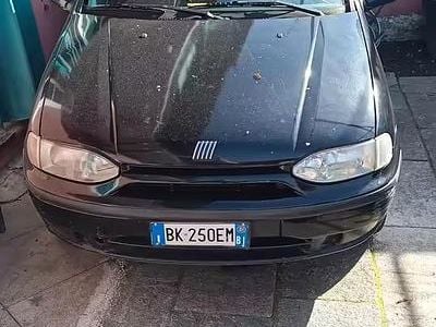 Occasion Fiat Palio Weekend 60 ch (44 kW) 2001 Noir Break