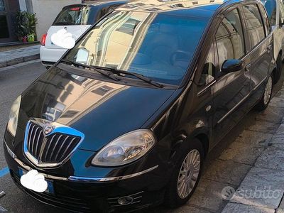 Usata Lancia Musa Platinum 120 CV (88 kW) 2010 Nero Monovolume