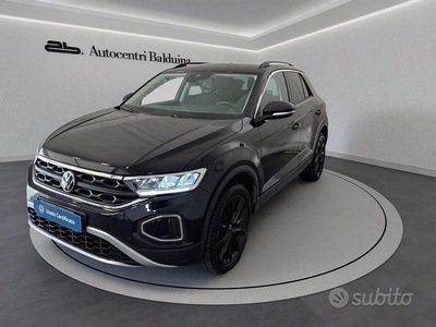 Usata VW T-Roc Style 110 CV (80 kW) 2023 Nero perla SUV