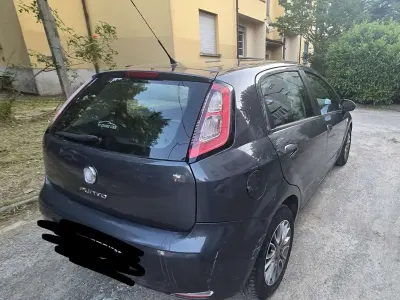 Usata Fiat Grande Punto S 77 CV (56 kW) 2012 Utilitaria