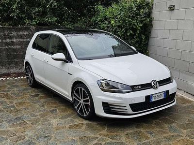 Usata VW Golf VII Sportline 184 CV (135 kW) 2016 Berlina
