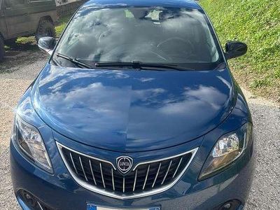 Brugt Lancia Ypsilon Gold 69 HK (50 kW) 2022 Blå Hatchback