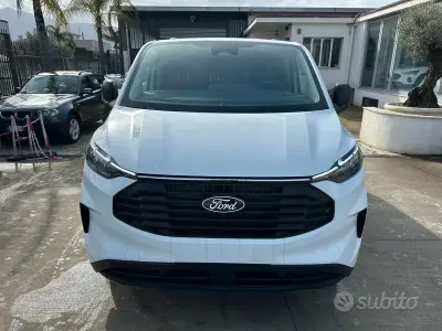Nouvelle Ford Transit Custom Trend 136 ch (100 kW) 2026 Blanc Van