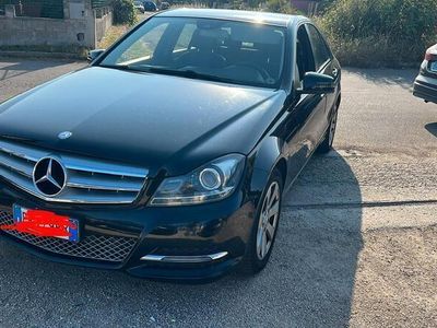 Mercedes C200