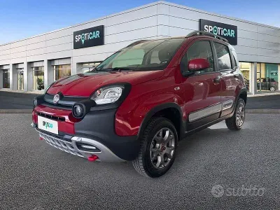 Usata Fiat Panda Cross Cross 90 CV (66 kW) 2023 Rosso Utilitaria
