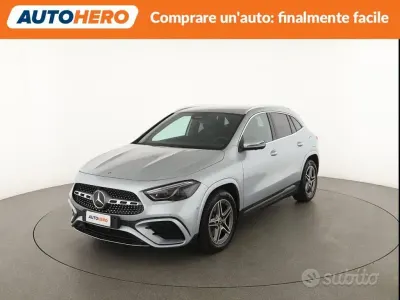 Usata Mercedes GLA200 150 CV (110 kW) 2024 Grigio SUV