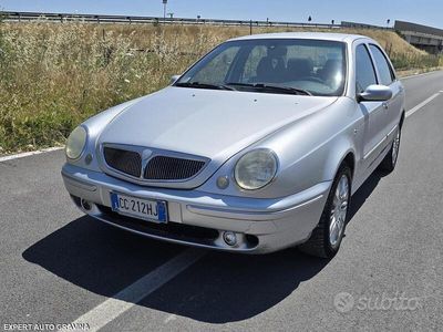 Lancia Lybra