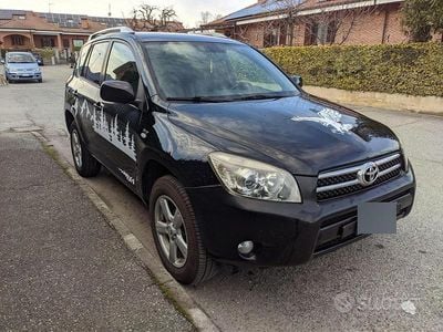 Usata Toyota RAV4 136 CV (100 kW) 2007 Nero SUV