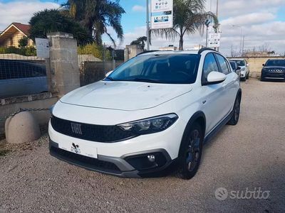 Usata Fiat Tipo Cross 131 CV (96 kW) 2021 Bianco Berlina