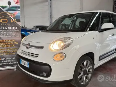 Usata Fiat 500L Lounge 85 CV (62 kW) 2015 Bianco Monovolume