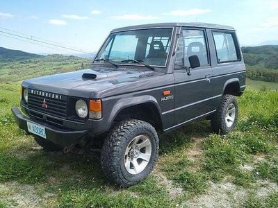Usata Mitsubishi Pajero 95 CV (69 kW) 1989 SUV