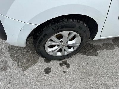 Usata Renault Kangoo 115 CV (84 kW) 2020 Bianco Monovolume