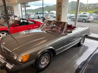 Usata Mercedes C450 AMG 222 CV (163 kW) 1970 Grigio Cabrio