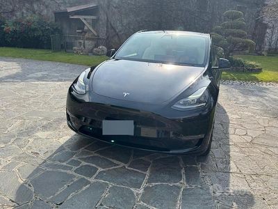 Usata Tesla Model Y 250 kW (340 CV) 2022 Nero SUV