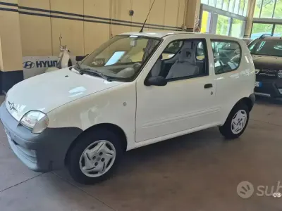 Usata Fiat 600 54 CV (39 kW) 2007 Bianco Utilitaria