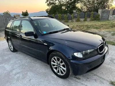 Usata BMW 320 150 CV (110 kW) 2004 Blu/azzurro Station wagon