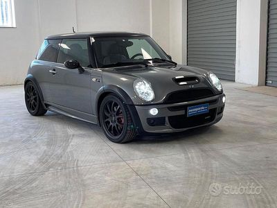 Usata Mini Cooper S 211 CV (155 kW) 2005 Grigio Utilitaria